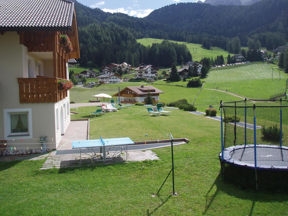 La Majon Apartments Selva di Val Gardena Exteriör bild